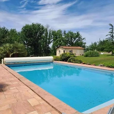 Casa de Férias La Belle Etoile Saint-Aulaye-Puymangou